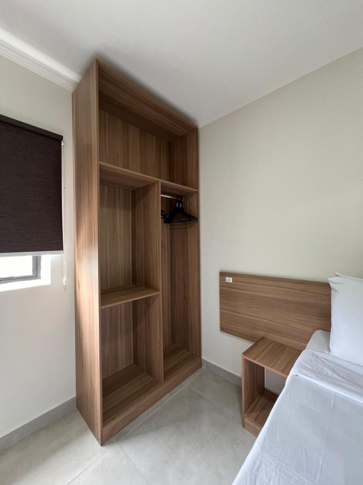 Hotel Internacional גווארולוס מראה חיצוני תמונה