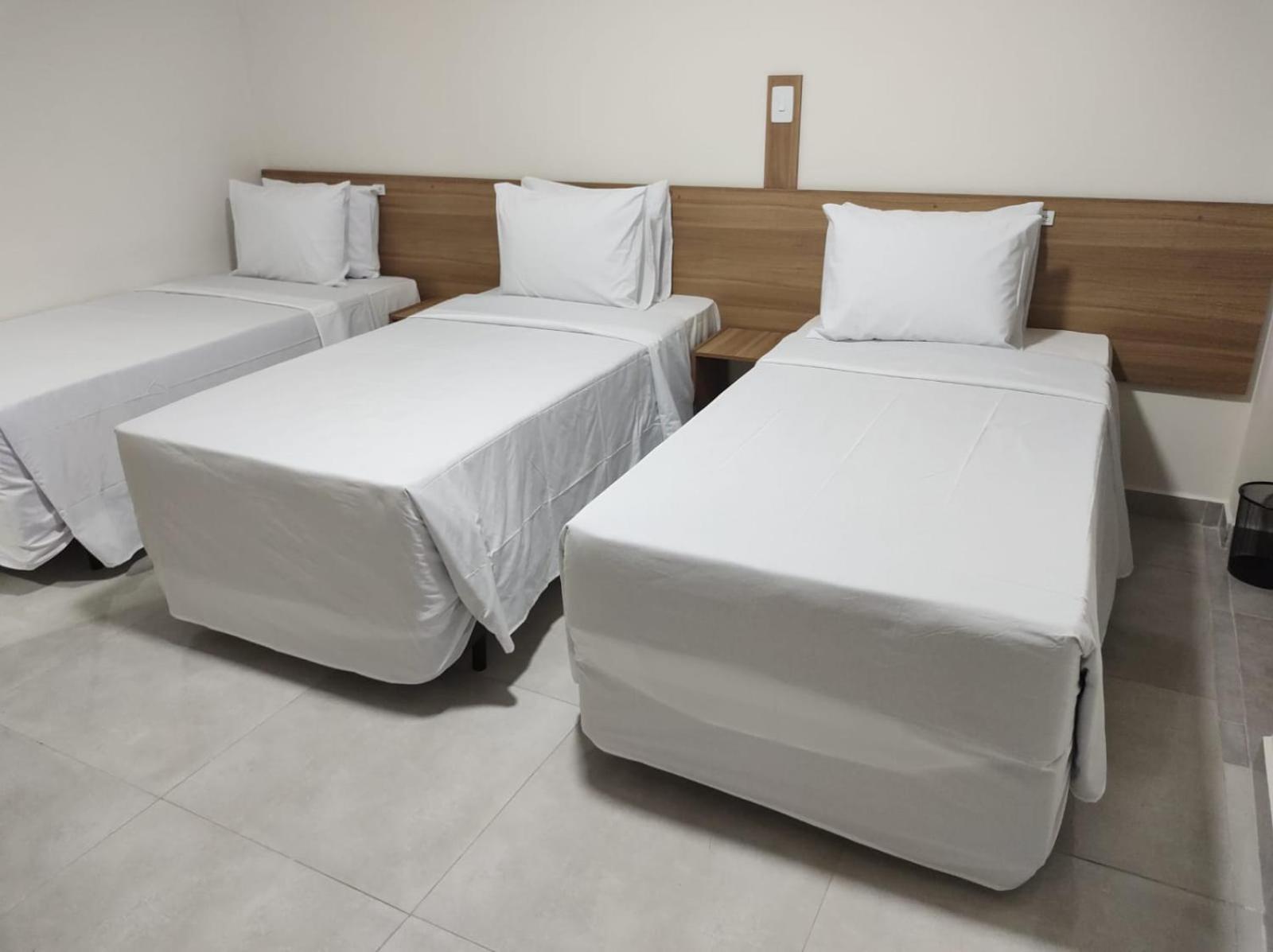 Hotel Internacional גווארולוס מראה חיצוני תמונה