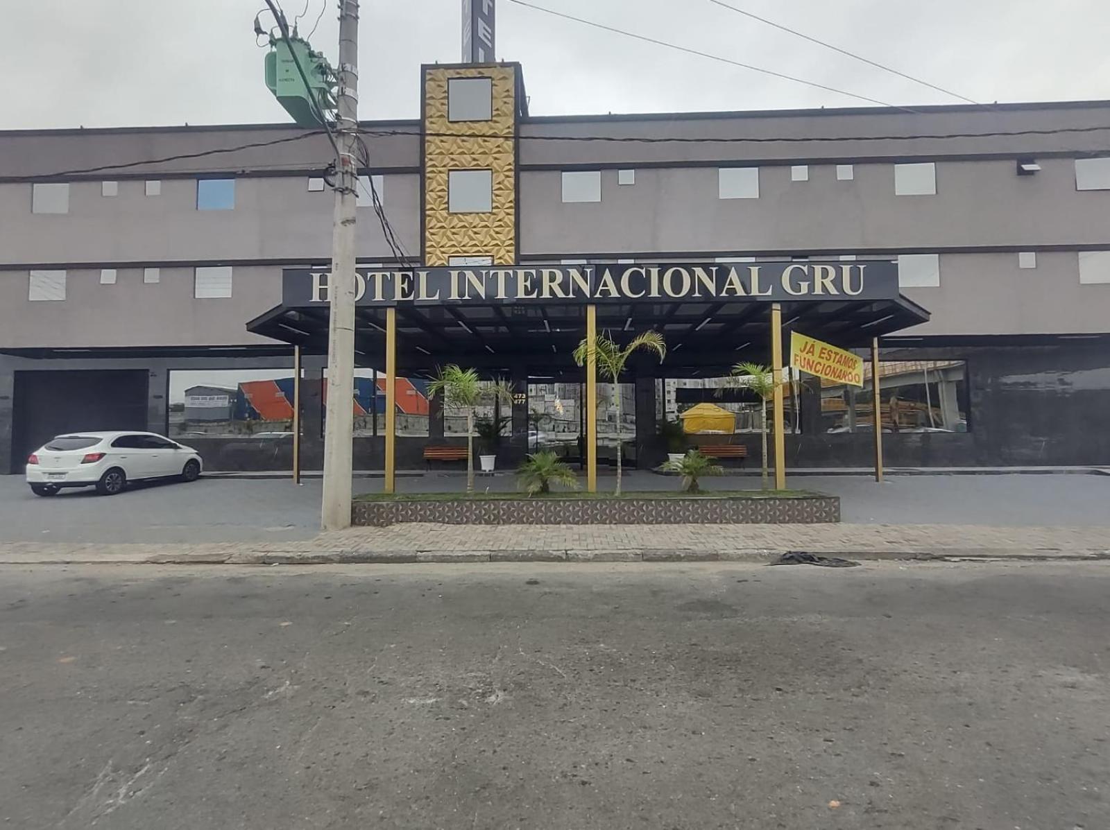 Hotel Internacional גווארולוס מראה חיצוני תמונה